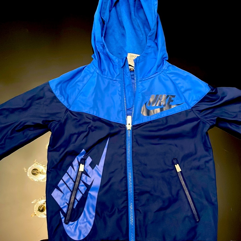 Blue Nike zip up windbreaker material jacket size 7